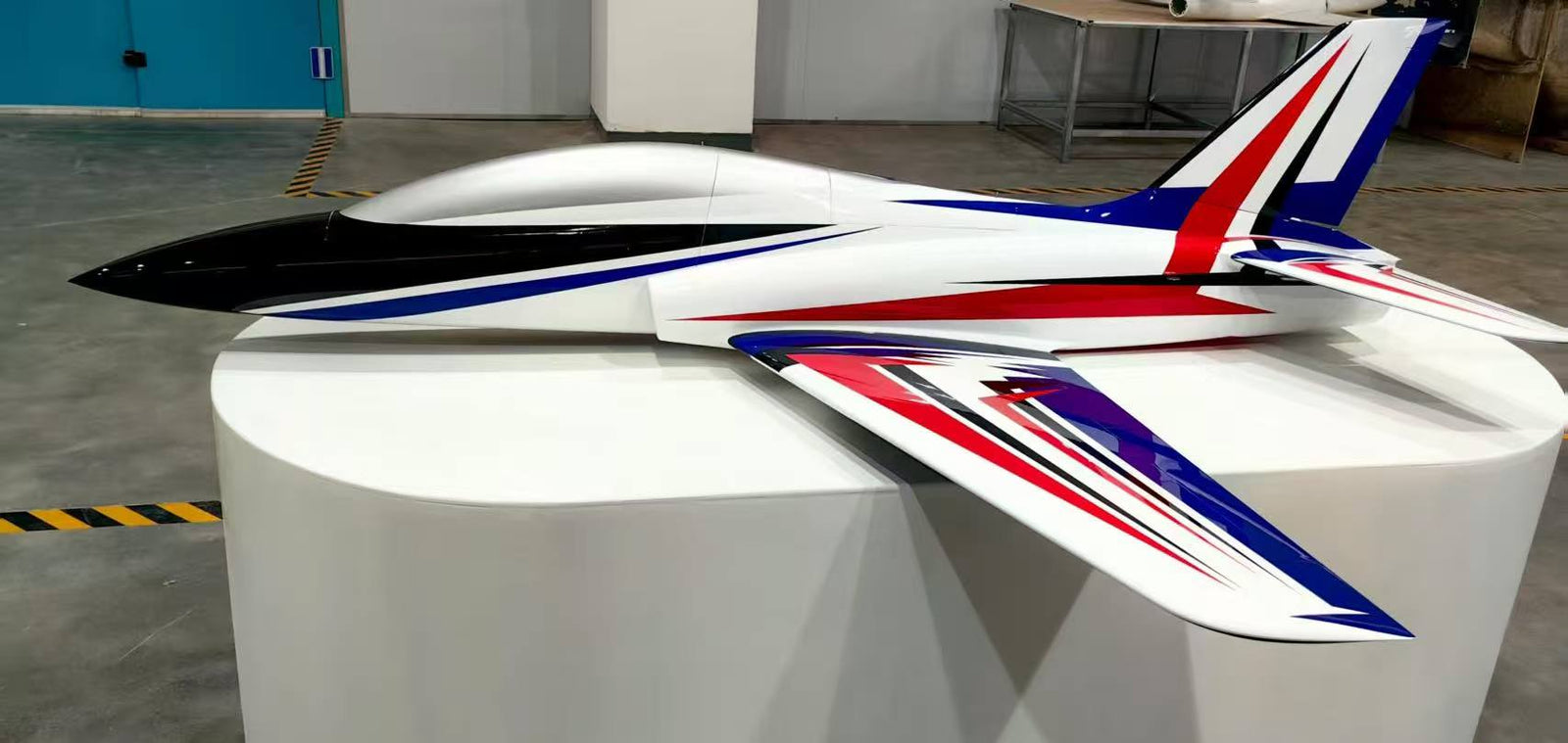 Aerojet Fury 2.2M (85″)