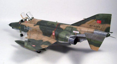 Skymaster F-4 Phantom C(E) ARF  - Scale 1:6 Wingspan: 82.7 ' (2100mm)