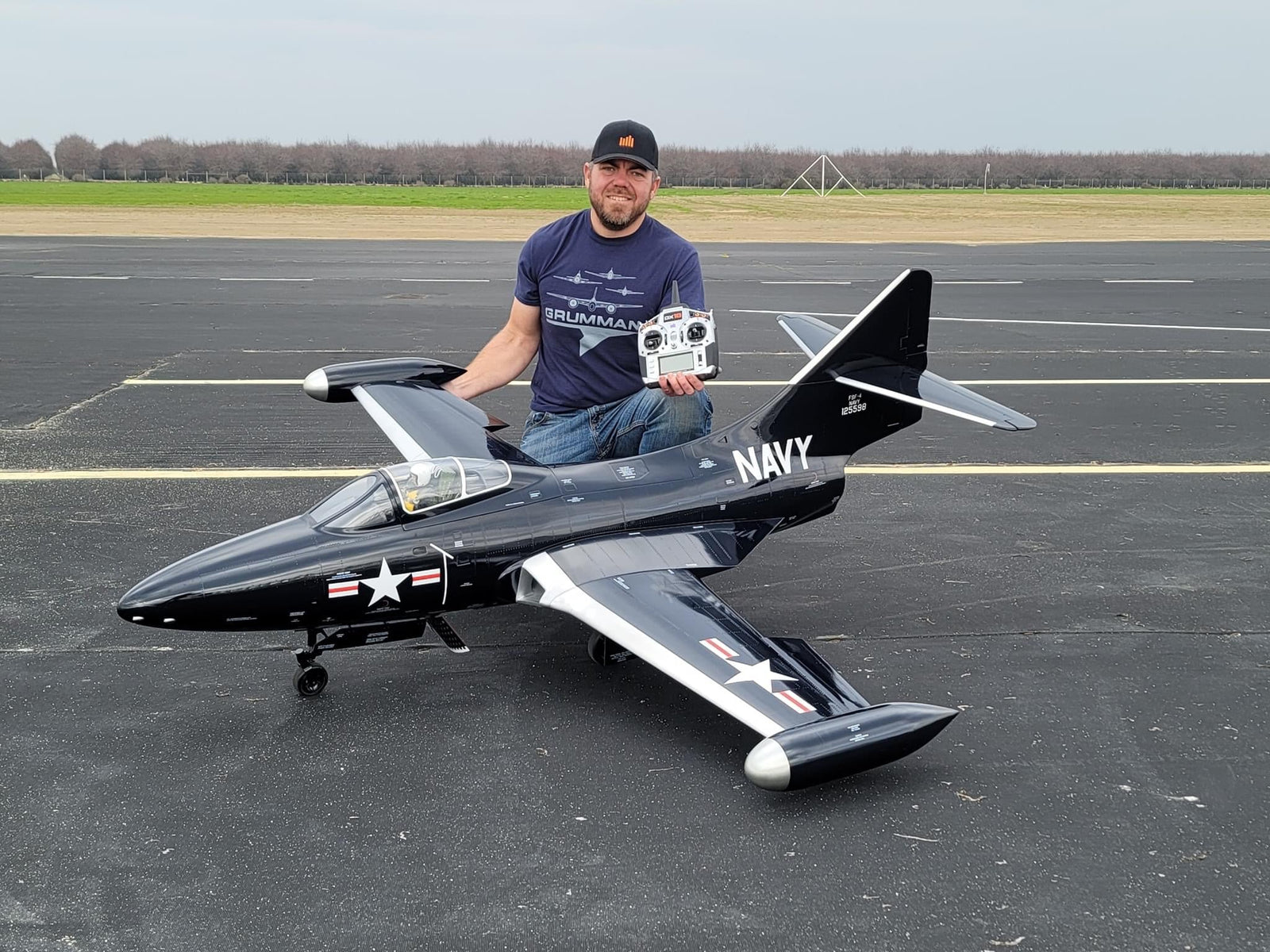 FeiBao F-9F Panther Wingspan: 74"(1850mm)